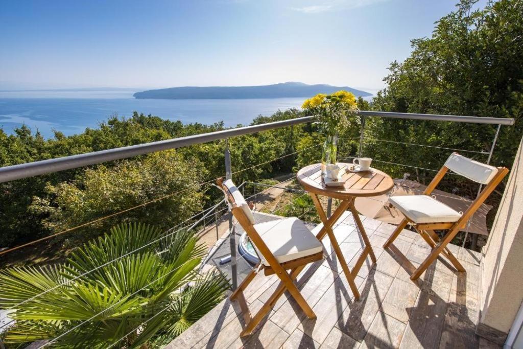 Villa Surina Moscenice Bagian luar foto