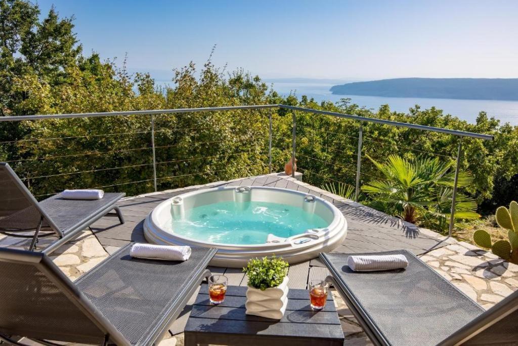 Villa Surina Moscenice Bagian luar foto